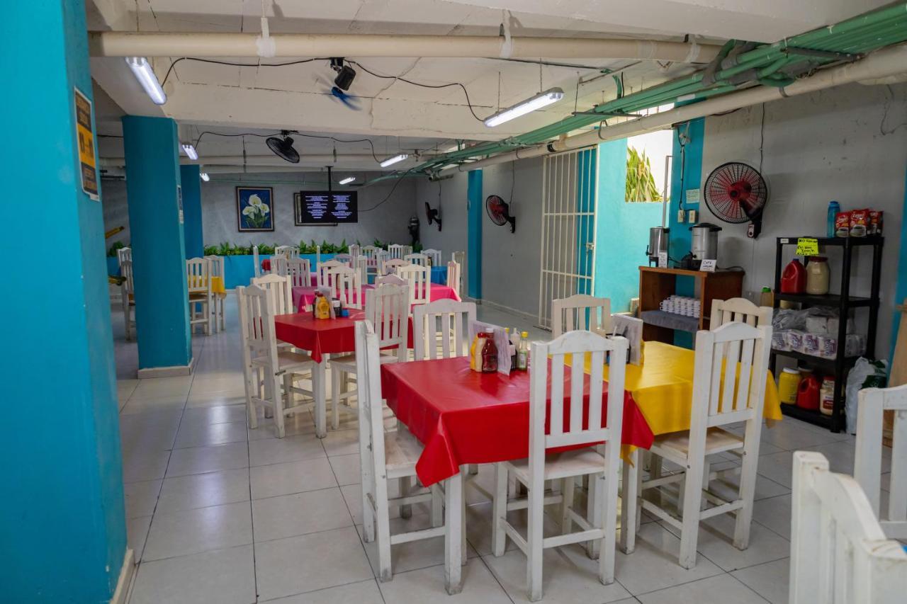 Hotel Las Palmas En Laurel Cancún Kültér fotó